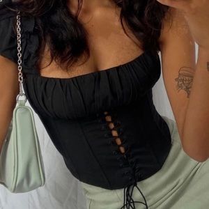 Princess polly Harry black top